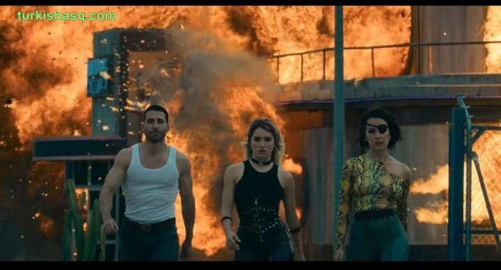 مسلسل السماء الحمراء الحلقة 7 مترجم للكبار فقط +18